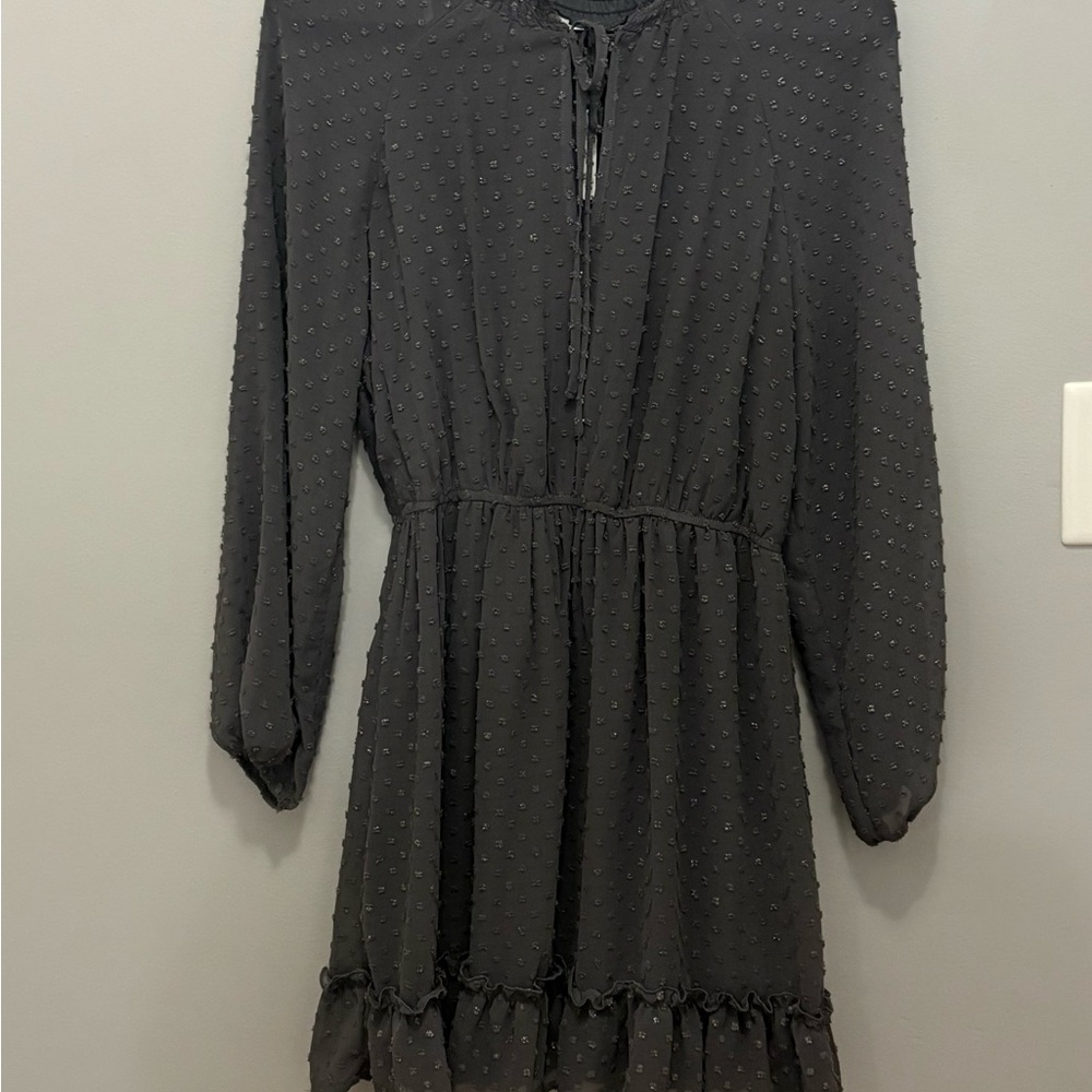 Elegant Gray Long-Sleeve Dress - Picture 12 of 12